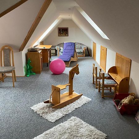 Ferienwohnung Unter Dem Schild Oberfell Exteriör bild