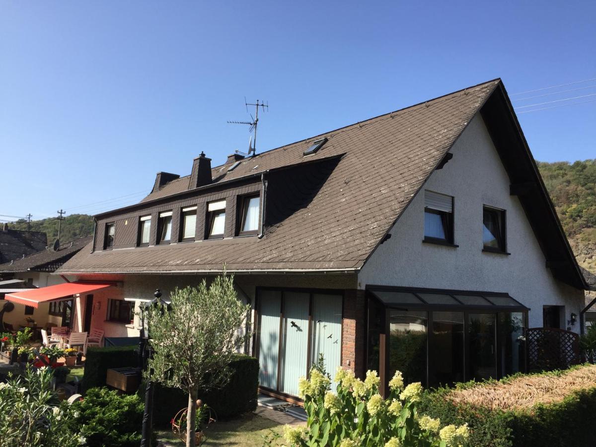 Ferienwohnung Unter Dem Schild Oberfell Exteriör bild