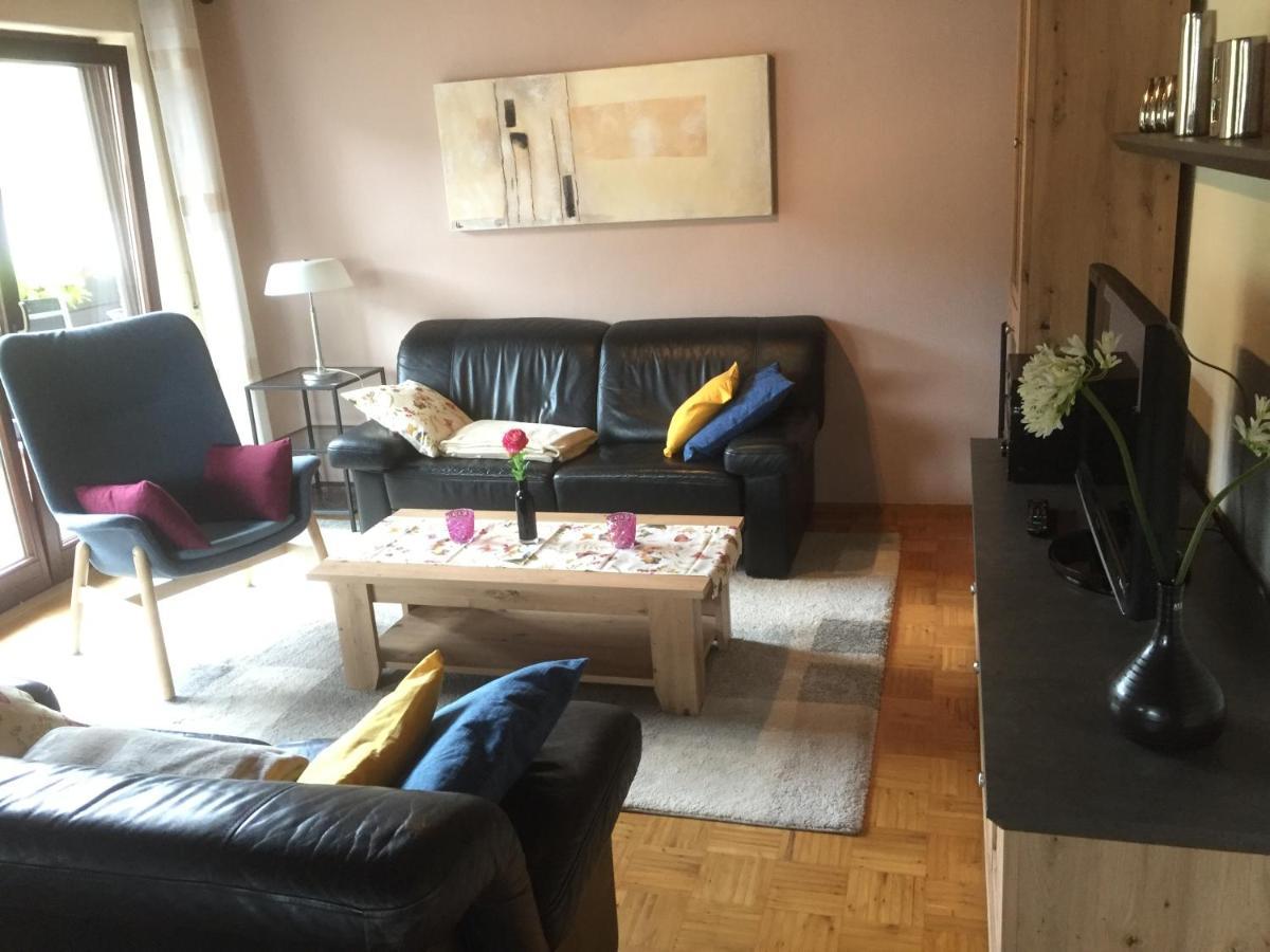 Ferienwohnung Unter Dem Schild Oberfell Exteriör bild
