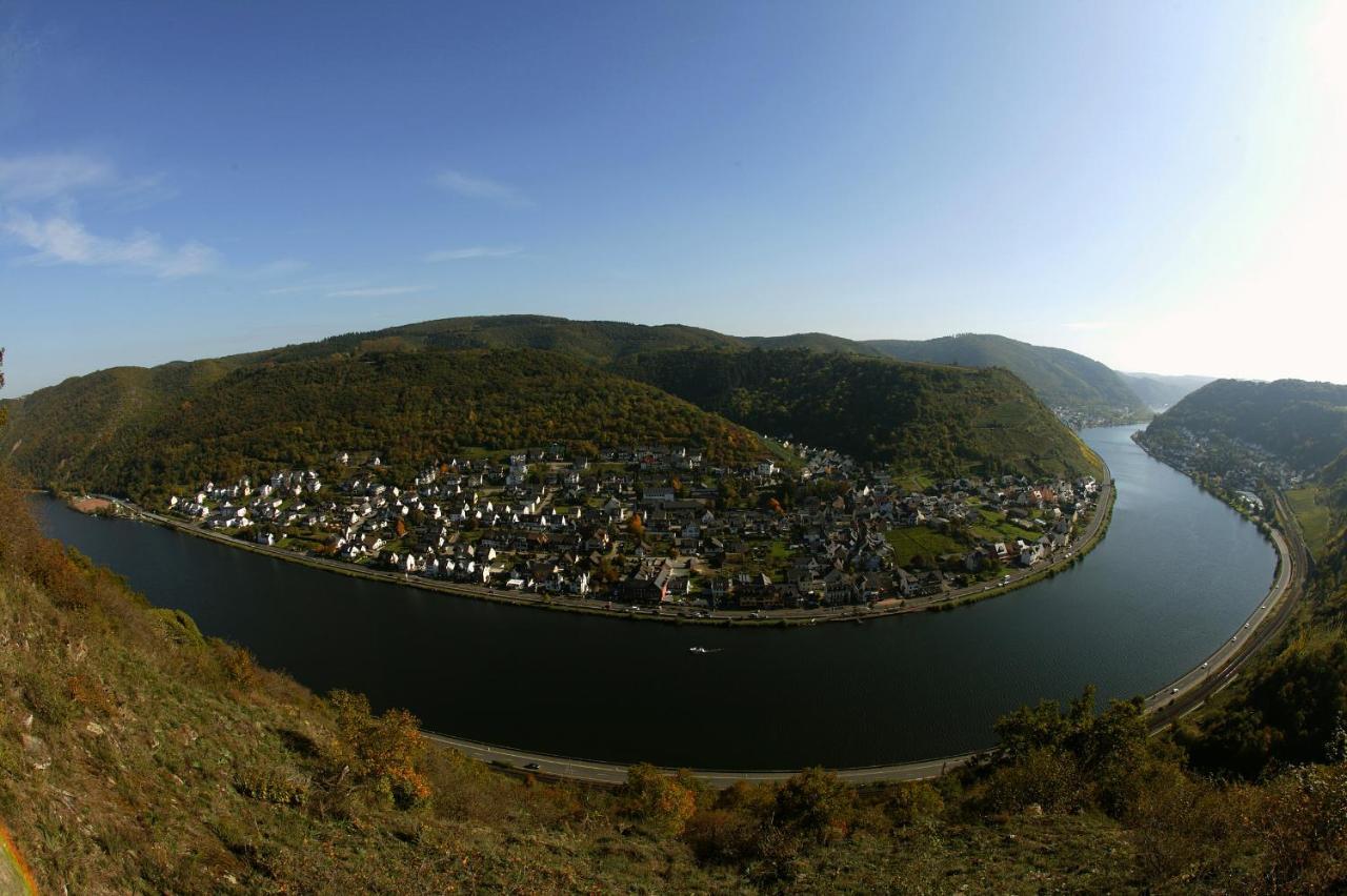Ferienwohnung Unter Dem Schild Oberfell Exteriör bild