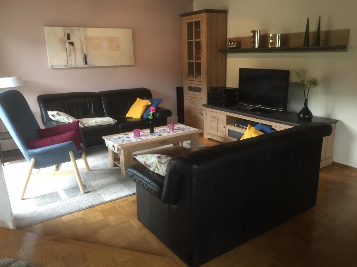 Ferienwohnung Unter Dem Schild Oberfell Exteriör bild