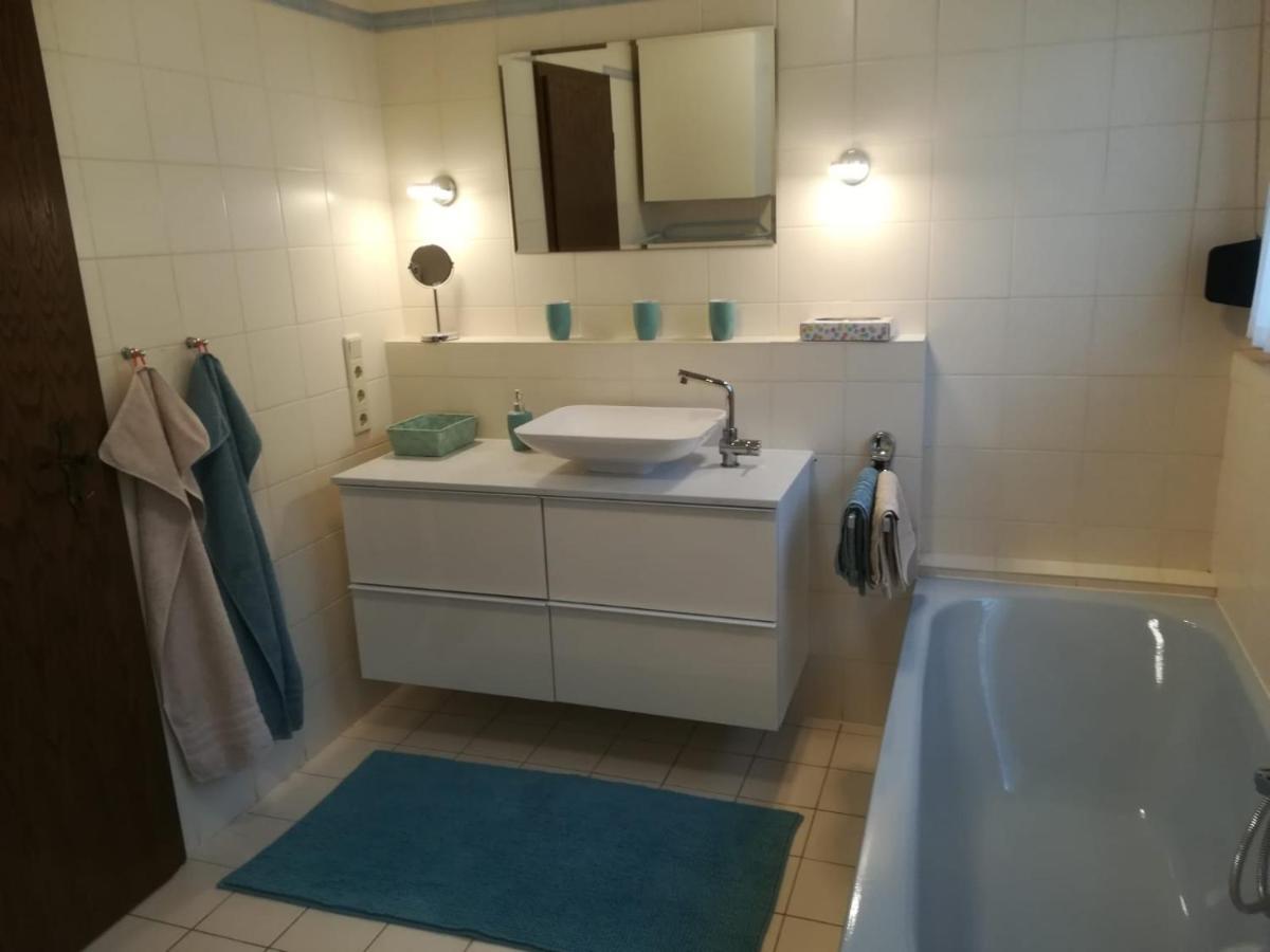 Ferienwohnung Unter Dem Schild Oberfell Exteriör bild